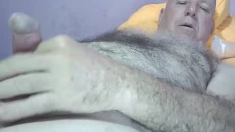Snapshot of rubbing11 chatting on 8, 6, 2026 rubbing online show from 8, 6, 2026