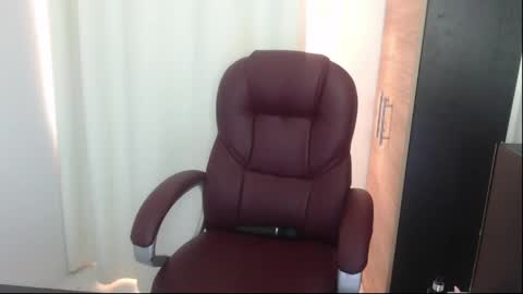 Snapshot of rubi_halliwey chatting on 19, 4, 2026 Rubi online show from 19, 4, 2026