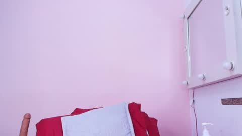 Snapshot of rubi_hops chatting on 13, 9, 2025 Rubi online show from 13, 9, 2025