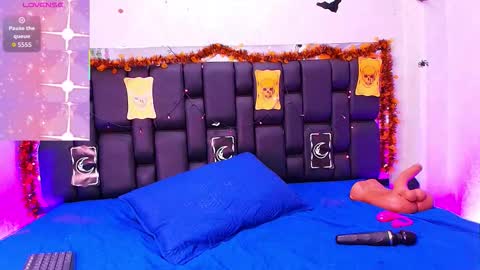 Snapshot of rubi_hops chatting on 11, 10, 2025 Rubi online show from 11, 10, 2025