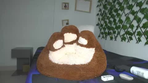 rubi rouss  instagran and X or tw  FAV VIBES11  9 33  101 moan and explode my balls online show from 12, 11, 2025