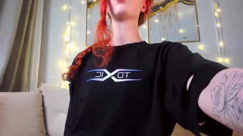 Snapshot of rubyattwood chatting on 11, 3, 2025 rubyattwood online show from 11, 3, 2025