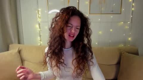 Snapshot of rubyattwood chatting on 16, 11, 2025 rubyattwood online show from 16, 11, 2025