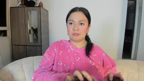 Snapshot of rubyhlowe chatting on 19, 6, 2026 RUBY online show from 19, 6, 2026