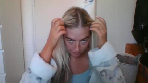 Snapshot of rubyredxxxoxxx chatting on 7, 12, 2024 rubyredxxxoxxx online show from 7, 12, 2024