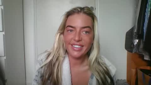 Snapshot of rubyredxxxoxxx chatting on 4, 1, 2025 rubyredxxxoxxx online show from 4, 1, 2025