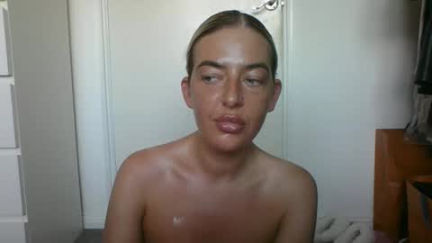 Snapshot of rubyredxxxoxxx chatting on 11, 1, 2025 rubyredxxxoxxx online show from 11, 1, 2025