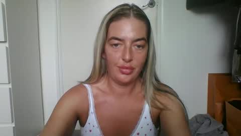 Snapshot of rubyredxxxoxxx chatting on 16, 2, 2025 rubyredxxxoxxx online show from 16, 2, 2025