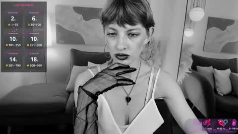 Snapshot of rubytwinkle chatting on 31, 10, 2025 Ruby online show from 31, 10, 2025