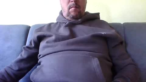 Snapshot of runner_1978 chatting on 12, 3, 2025 runner_1978 online show from 12, 3, 2025