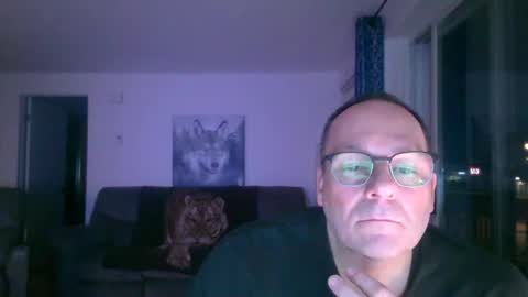 Snapshot of rushse886410 chatting on 3, 6, 2026 rushse886410 online show from 3, 6, 2026