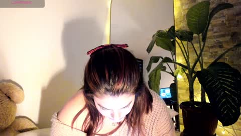 Snapshot of russcurley chatting on 18, 12, 2024 Lorenn online show from 18, 12, 2024