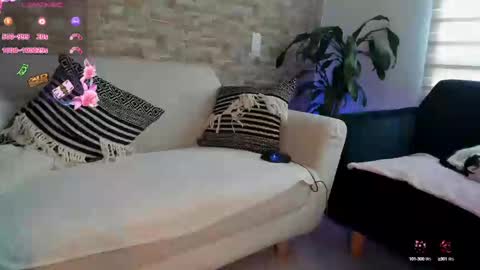 Snapshot of russcurley chatting on 21, 2, 2025 Lorenn online show from 21, 2, 2025