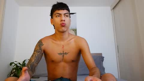  R U S S E L L  online show from 23, 3, 2026