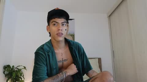  R U S S E L L  online show from 7, 4, 2026