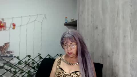 ruth_blue21 online show from 10, 3, 2025