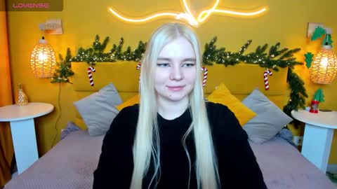 Snapshot of ruthbryant chatting on 21, 12, 2025 ruthbryant online show from 21, 12, 2025