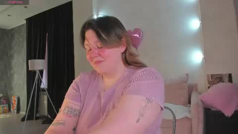 Snapshot of rutholiver chatting on 19, 6, 2026 Ruth GMT2 Mon 10 AM - 4 PM Tue 10 AM - 4 PM Thu 3-9 AM Fri 10 AM - 4 PM Sun 10 AM - 4 PM. online show from 19, 6, 2026