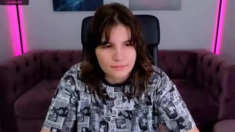 Ruyjin online show from 23, 9, 2025