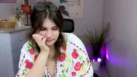 Ruyjin online show from 18, 11, 2025