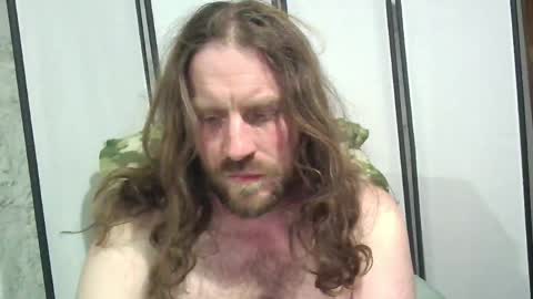 Snapshot of rwb1982 chatting on 21, 4, 2026 rwb1982 online show from 21, 4, 2026