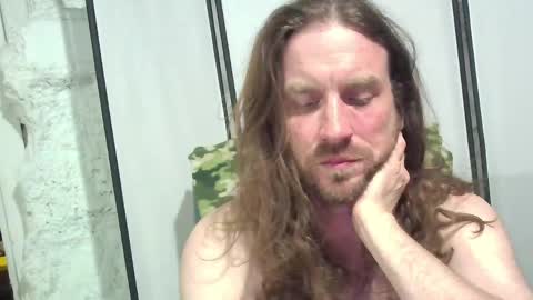Snapshot of rwb1982 chatting on 11, 5, 2026 rwb1982 online show from 11, 5, 2026
