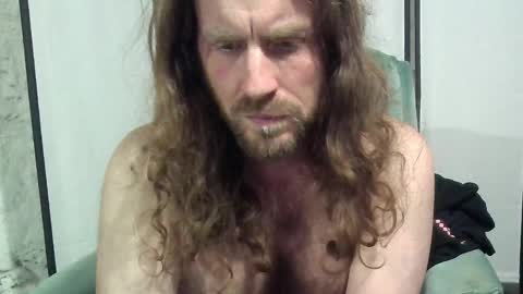 Snapshot of rwb1982 chatting on 18, 5, 2026 rwb1982 online show from 18, 5, 2026