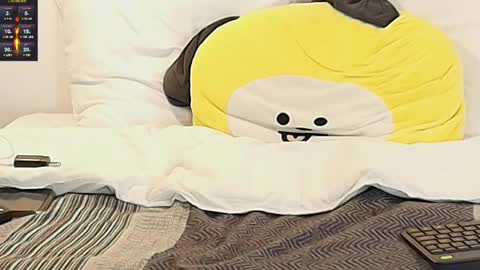 Snapshot of ryamcoast chatting on 28, 10, 2025 Sr Coast online show from 28, 10, 2025