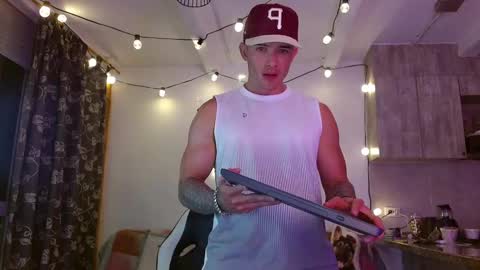 Ryan Blue ig ryannblue online show from 15, 12, 2024