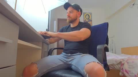 Snapshot of ryanstone_ chatting on 18, 5, 2026 Ryanstone online show from 18, 5, 2026