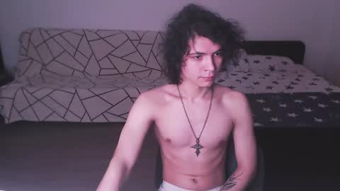 Snapshot of rylanstone chatting on 4, 10, 2025 Rylan online show from 4, 10, 2025