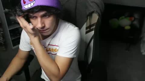 Snapshot of ryot35 chatting on 4, 11, 2025 Ryot3 online show from 4, 11, 2025