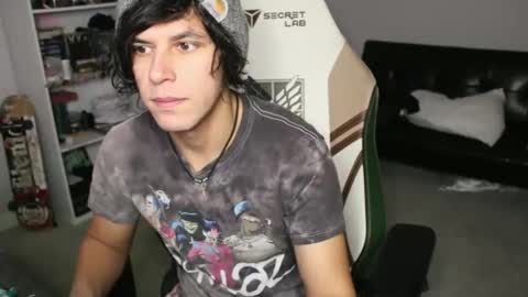 Snapshot of ryot35 chatting on 23, 11, 2025 Ryot3 online show from 23, 11, 2025