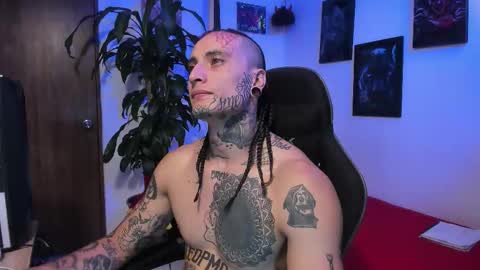 Snapshot of ryuk_it chatting on 11, 11, 2025 leopmonk help me reach 100 thumbs up online show from 11, 11, 2025