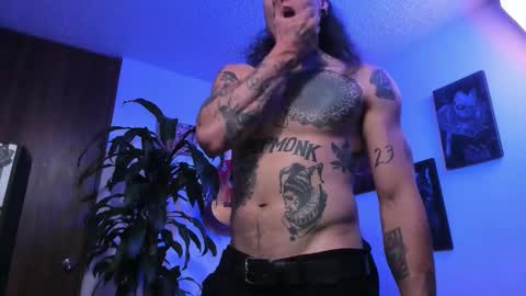 Snapshot of ryuk_it chatting on 4, 12, 2025 leopmonk help me reach 100 thumbs up online show from 4, 12, 2025