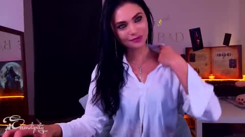 Snapshot of s3r3ndipity chatting on 3, 11, 2025 Y      online show from 3, 11, 2025