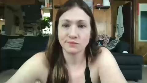 s496925 online show from 10, 10, 2025