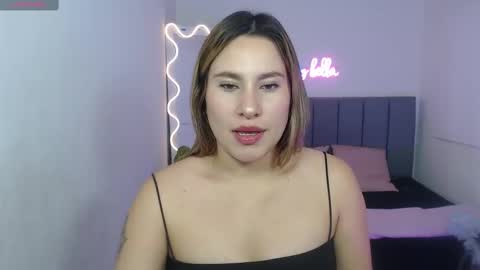 saaya_tay online show from 4, 3, 2025