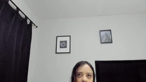 Snapshot of sabbrand_ chatting on 2, 11, 2025 online show from 2, 11, 2025