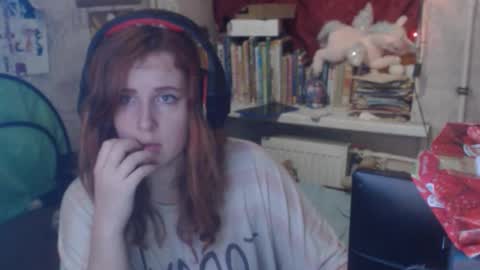 Snapshot of sabochka888 chatting on 15, 12, 2025 sabochka888 online show from 15, 12, 2025