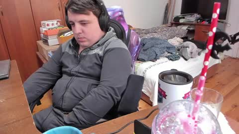 1141323  my Lord Mister Max   moms treasure online show from 12, 1, 2025