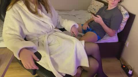 SabrinaDaniel online show from 9, 10, 2025