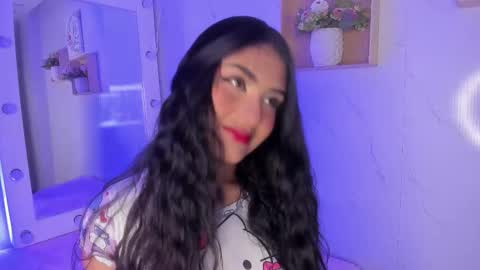 mariana  online show from 12, 11, 2025