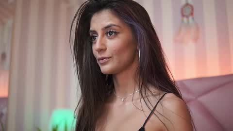  Sabrina  online show from 8, 3, 2025