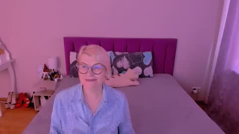 Sabrina MacMarren online show from 1, 2, 2026