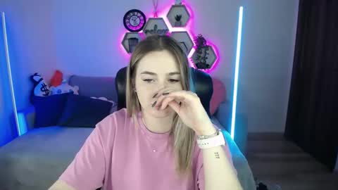 Sabrina Violet online show from 24, 9, 2025