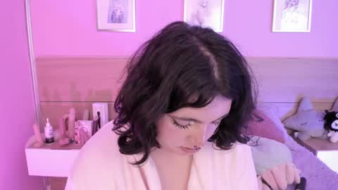 Ig  online show from 2, 3, 2025