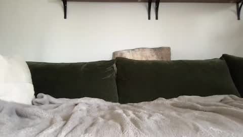 Snapshot of sack_draggin chatting on 22, 2, 2025 Beezy online show from 22, 2, 2025