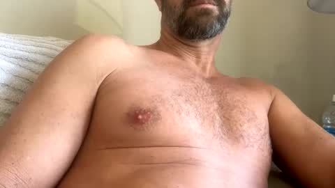 Snapshot of sackskincreamer chatting on 23, 2, 2025 R online show from 23, 2, 2025