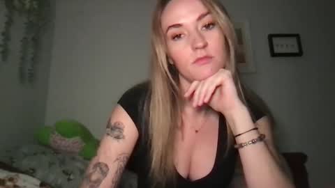 Jessica Sage online show from 27, 12, 2024